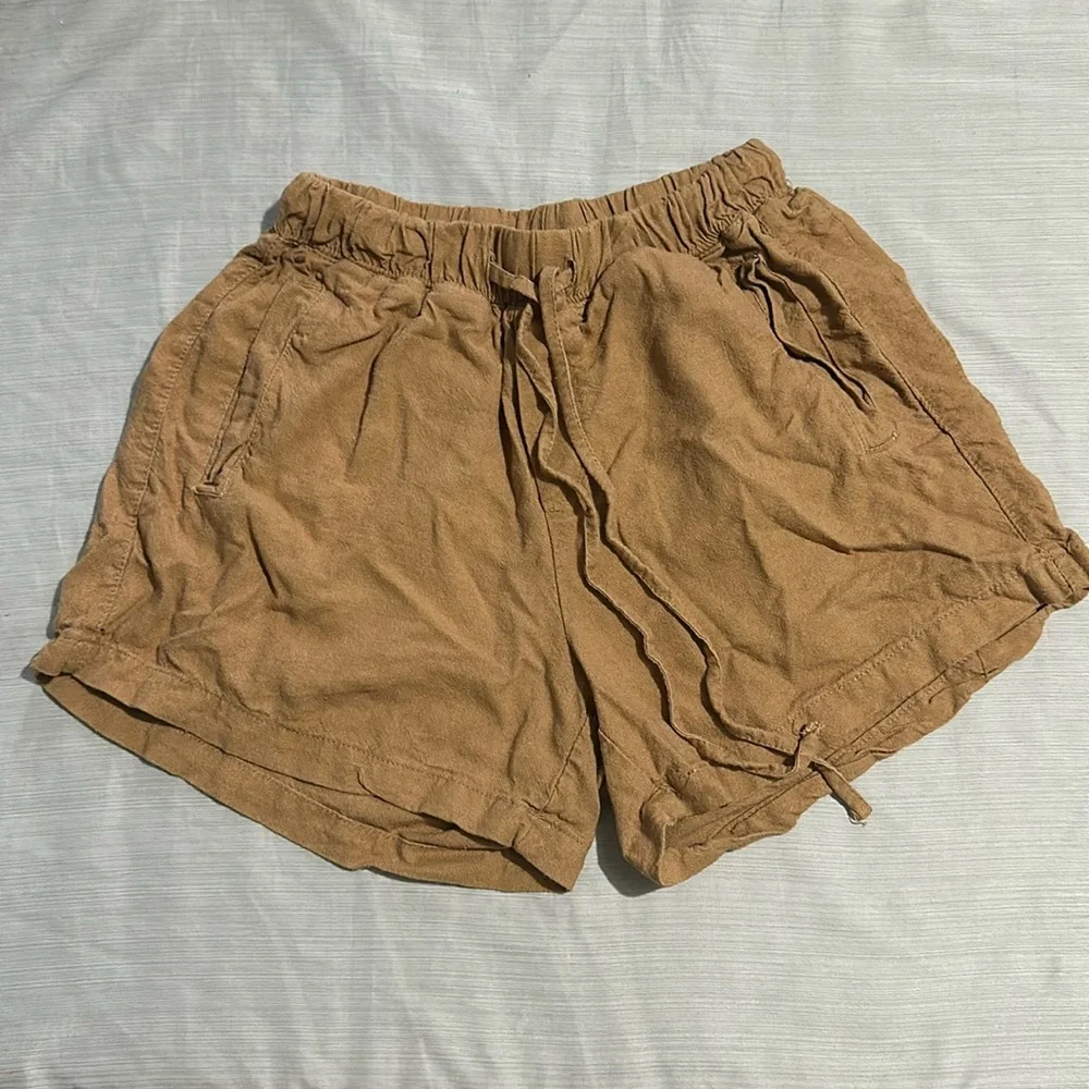 Linen Shorts - Picture 1 of 2
